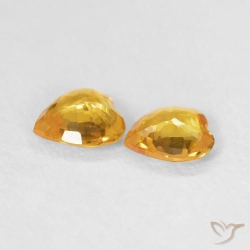 Gemas de Zafiro Naranja dorado natural de 0.61 ct, Corazón, VVS-VS