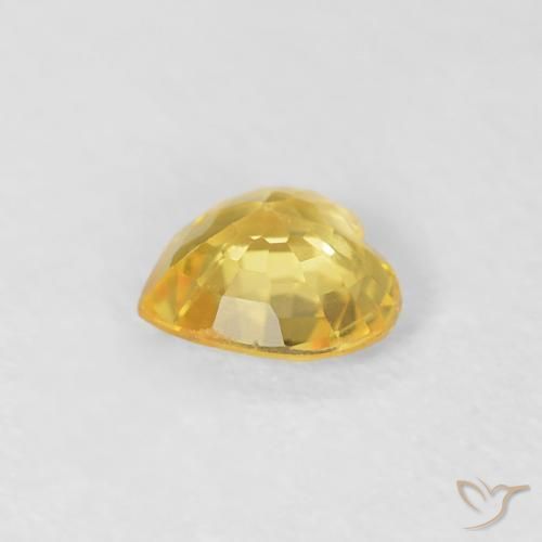 Zafiro Amarillo medio natural de 0.37 ct, Corazón, VS
