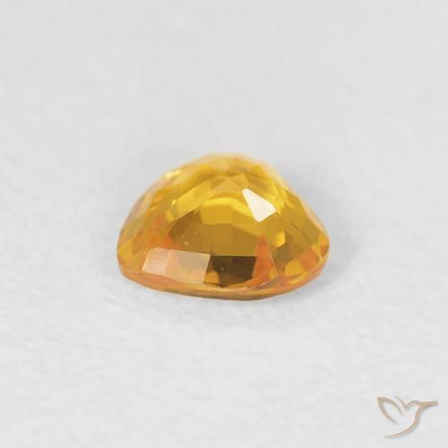 Zafiro Dorado-naranja medio natural de 0.35 ct, Corazón, VS