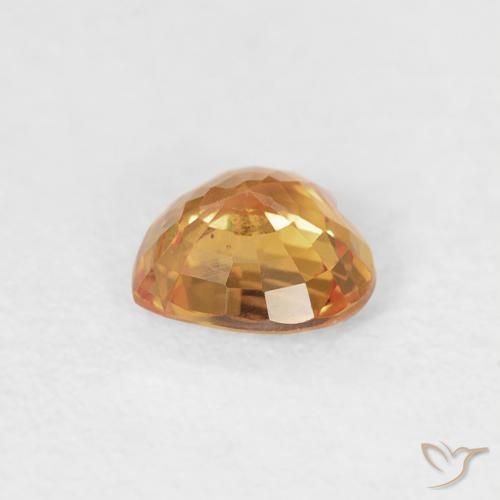 Zafiro Dorado naranja natural de 0.47 ct, Corazón, VS