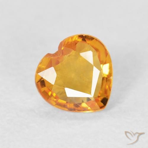 Zafiro Dorado naranja natural de 0.42 ct, Corazón, VVS