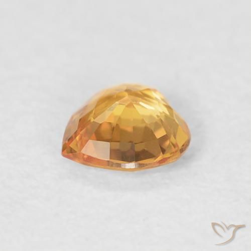Zafiro Dorado naranja natural de 0.33 ct, Corazón, VVS