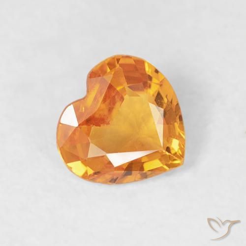 Zafiro Dorado naranja intenso natural de 0.34 ct, Corazón, VVS-VS