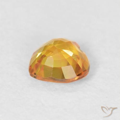 Zafiro Naranja dorado natural de 0.44 ct, Corazón, VVS-VS