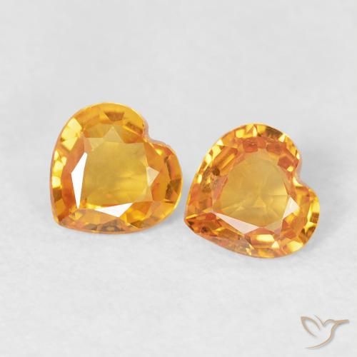 Gemas de Zafiro Naranja medio natural de 0.69 ct, Corazón, VVS-VS