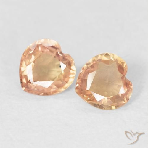 Gemas de Zafiro Dorado durazno natural de 0.77 ct, Corazón, VVS-VS