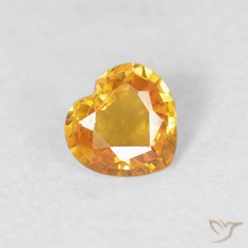 Zafiro Dorado naranja oscuro natural de 0.32 ct, Corazón, VVS