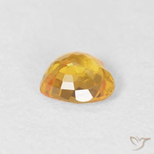 Zafiro Dorado medio natural de 0.43 ct, Corazón, VVS