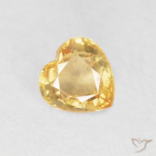 0.51ct Natural Dorado claro Zafiro, Corazón, VVS