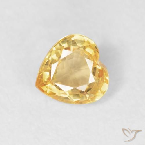 Zafiro Dorado claro natural de 0.51 ct, Corazón, VVS
