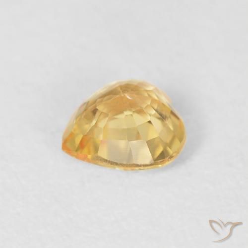 Zafiro Dorado claro natural de 0.51 ct, Corazón, VVS