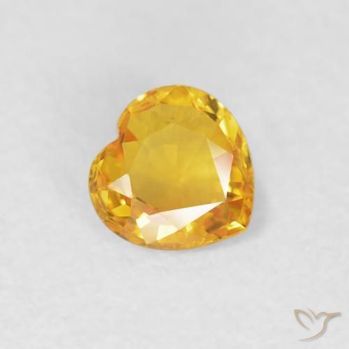Zafiro Naranja dorado natural de 0.39 ct, Corazón, VVS