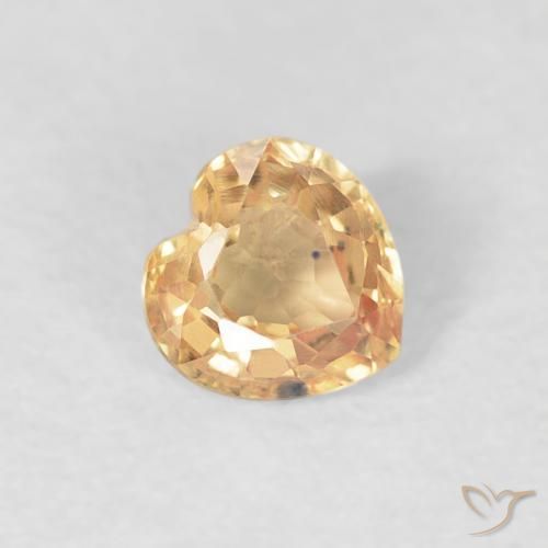 Zafiro Dorado durazno claro natural de 0.44 ct, Corazón, VVS-VS