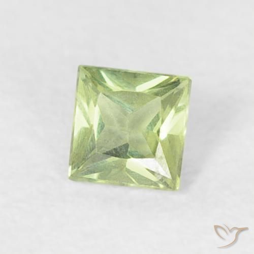 Zafiro Verde amarillo claro natural de 0.20 ct, Cuadrado, VS