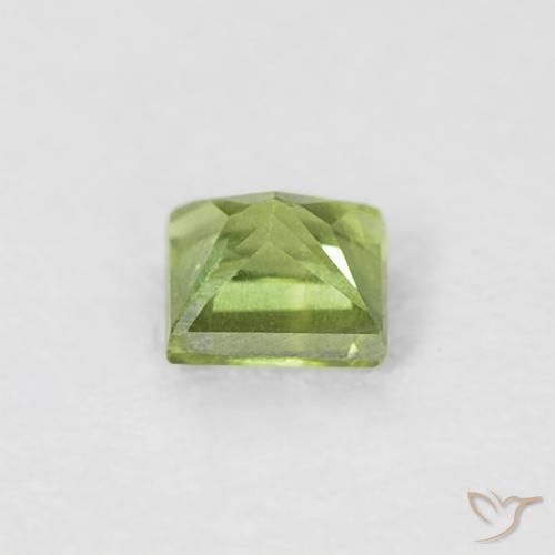 Zafiro Verde vivo claro natural de 0.21 ct, Cuadrado, VS