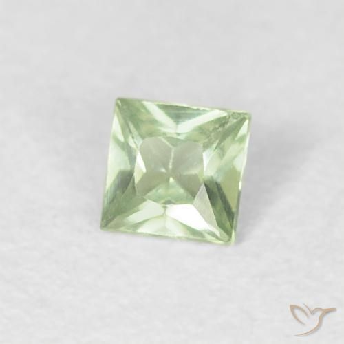 Zafiro Verde muy claro natural de 0.18 ct, Cuadrado, VVS-VS