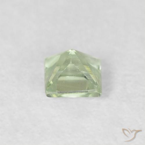 Zafiro Verde muy claro natural de 0.21 ct, Cuadrado, VVS-VS