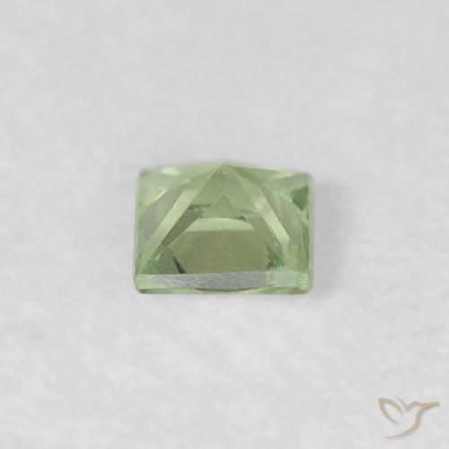 Zafiro Verde muy claro natural de 0.19 ct, Cuadrado, VVS-VS
