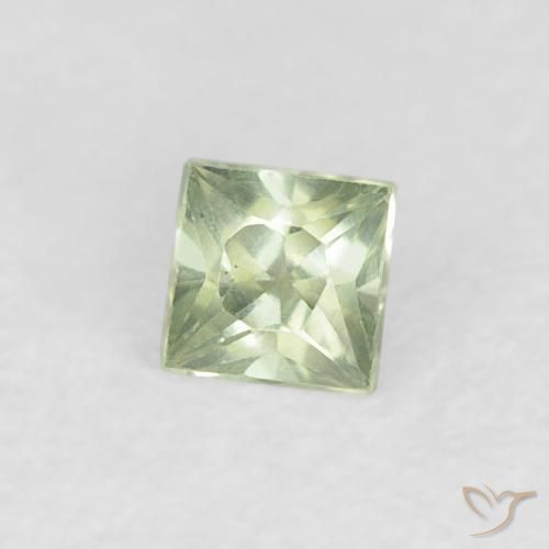 Zafiro Verde muy claro natural de 0.19 ct, Cuadrado, VVS-VS