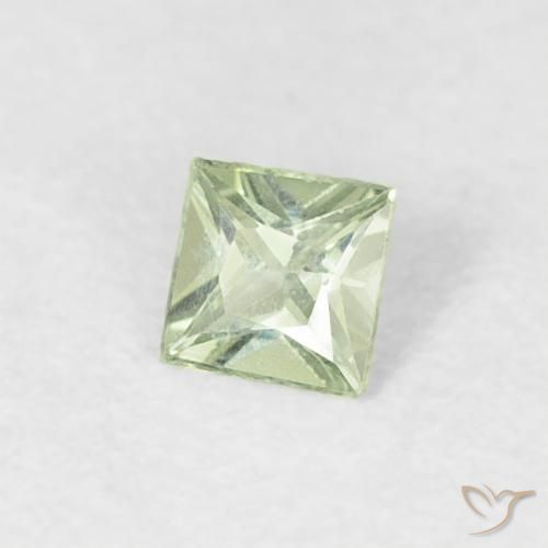 Zafiro Verde medio natural de 0.14 ct, Cuadrado, VVS-VS