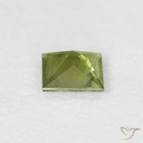 Zafiro Verde medio natural de 0.38 ct, Cuadrado, VVS-VS