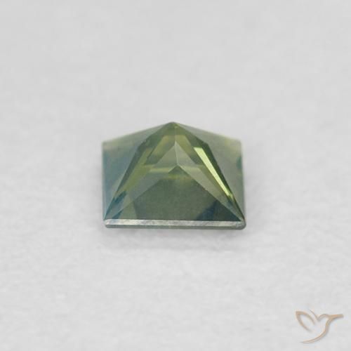 Zafiro Verde oscuro natural de 0.30 ct, Cuadrado, VVS-VS