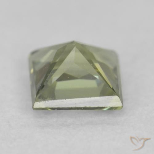 Zafiro Verde bosque claro natural de 0.31 ct, Cuadrado, VVS