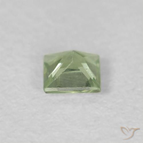 Zafiro Verde pera pálido natural de 0.19 ct, Cuadrado, VVS-VS