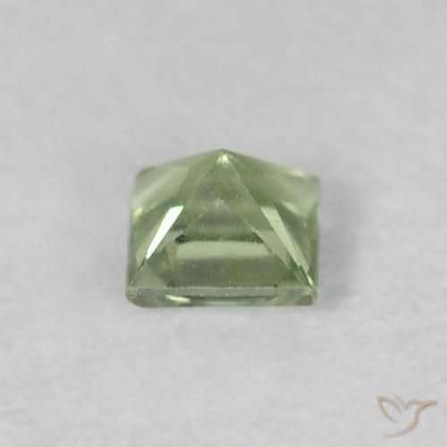 Zafiro Verde medio natural de 0.21 ct, Cuadrado, VVS-VS