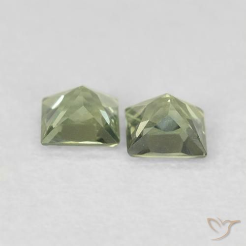Gemas de Zafiro Verde medio natural de 0.36 ct, Cuadrado, VS