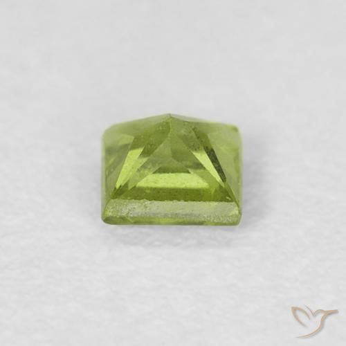 Zafiro Verde amarillento natural de 0.30 ct, Cuadrado, VS