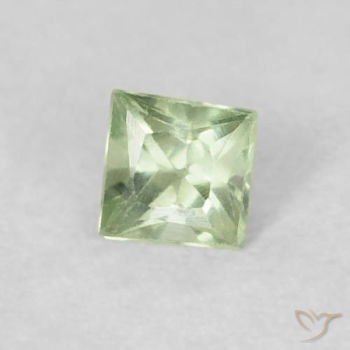 Zafiro Verde amarillo claro natural de 0.21 ct, Cuadrado, VS