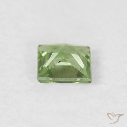 Zafiro Verde amarillo claro natural de 0.19 ct, Cuadrado, VS