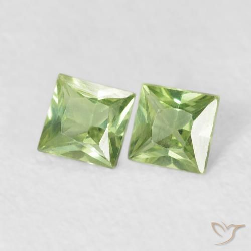 Gemas de Zafiro Verde medio natural de 0.34 ct, Cuadrado, VS