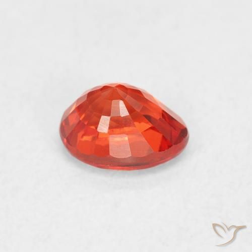 Zafiro Rojo medio natural de 0.47 ct, Ovalada, VVS