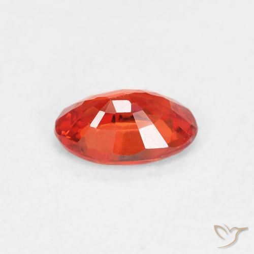 Zafiro Naranja rojizo natural de 0.53 ct, Ovalada, VVS-VS