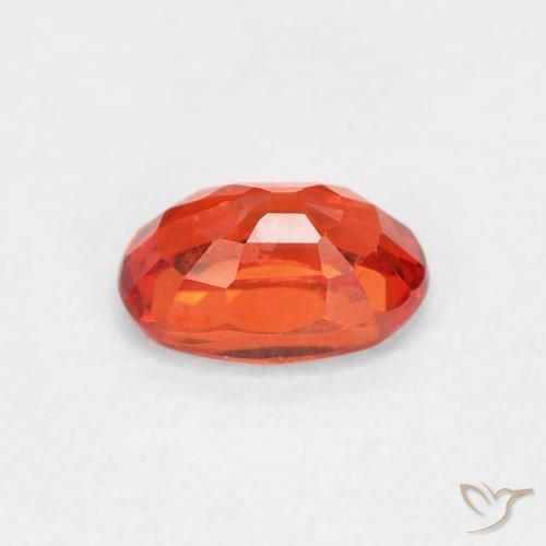 Zafiro Naranja rojizo natural de 0.76 ct, Ovalada, VVS-VS