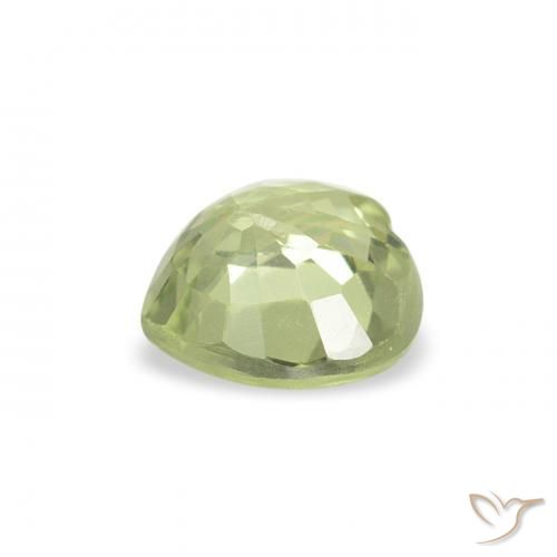 Zafiro Verde amarillento natural de 0.66 ct, Corazón, VVS-VS
