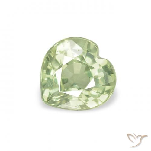 Zafiro Verde muy claro natural de 0.64 ct, Corazón, VS