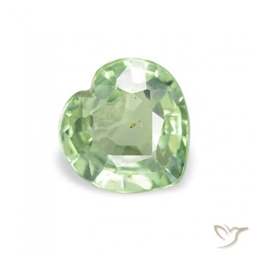 Zafiro Verde cálido natural de 0.61 ct, Corazón, VS