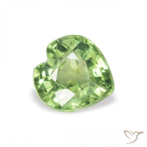 Zafiro Verde cálido natural de 0.64 ct, Corazón, VS