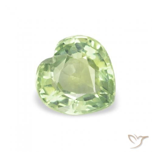 Zafiro Verde cálido natural de 0.68 ct, Corazón, VS