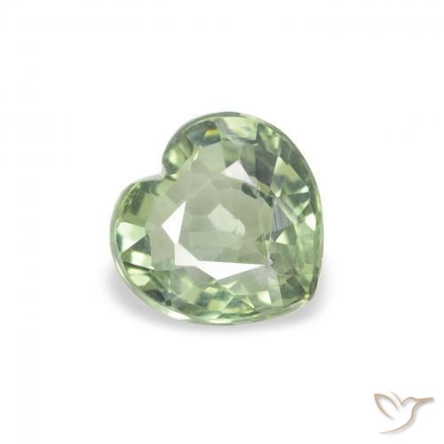 Zafiro Verde bosque natural de 0.68 ct, Corazón, VS