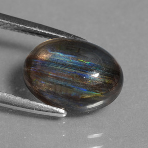 Escapolita multicolor natural de 3,85 ct, corte óvalo, transparente