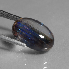 Escapolita multicolor natural de 5,76 ct, corte óvalo, transparente