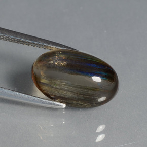 Escapolita multicolor natural de 4,41 ct, corte óvalo, transparente