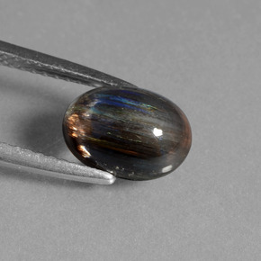Escapolita multicolor natural de 2,17 ct, corte óvalo, transparente