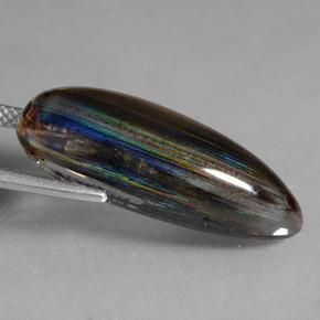 Escapolita Arcoíris colorido natural de 15.08 ct, En forma de pera, Transparente