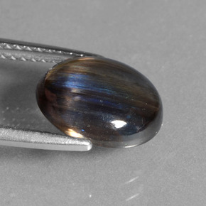 Escapolita multicolor natural de 2,66 ct, corte óvalo, transparente
