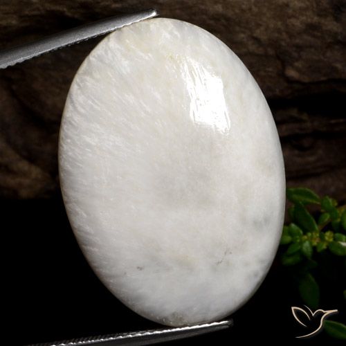 Scolecita blanco natural de 22,71 ct, corte óvalo, opaco
